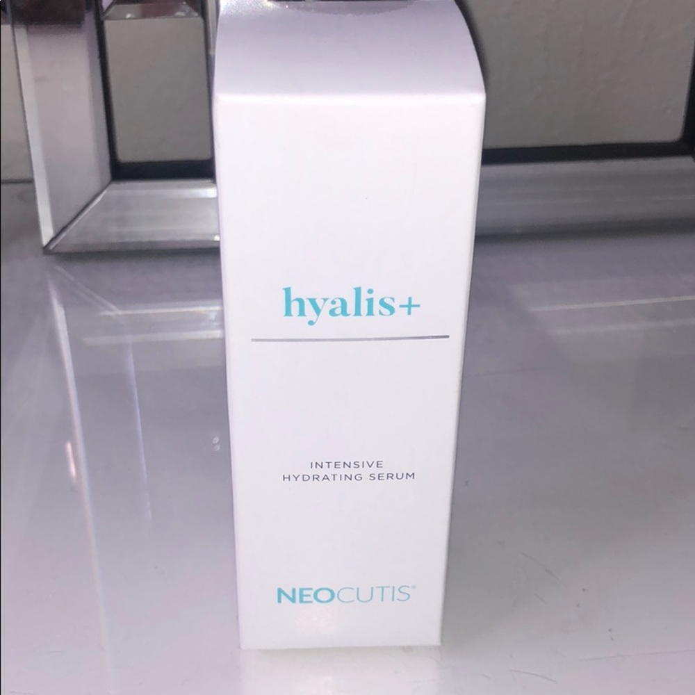 NEOCUTIS HYALIS+
